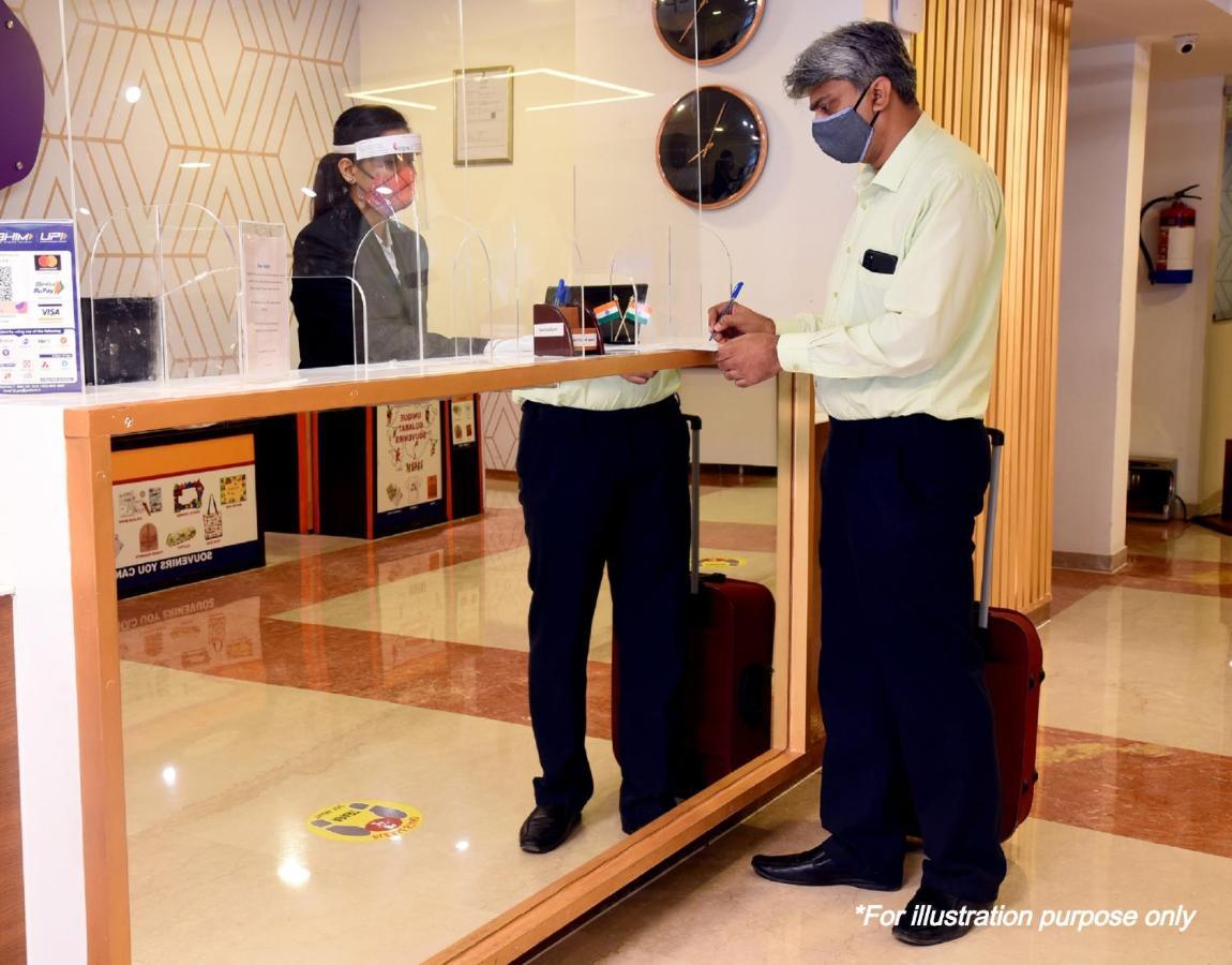 Hotel O K R Resdiancy Near Botanic Garden Of Indian Republic โนอิดา ภายนอก รูปภาพ