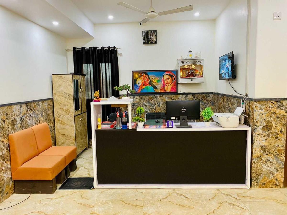 Hotel O K R Resdiancy Near Botanic Garden Of Indian Republic โนอิดา ภายนอก รูปภาพ